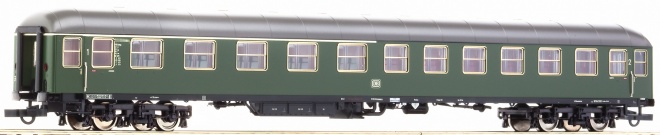 Passenger car 1st/2nd class<br /><a href='images/pictures/Roco/231708.jpg' target='_blank'>Full size image</a>